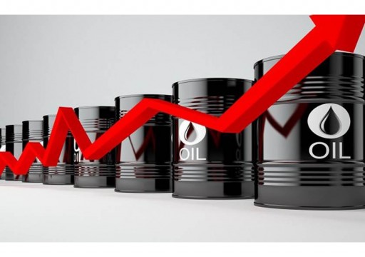 النفط يرتفع بعد قول أوبك إنها ستبقي على تخفيضات الإنتاج