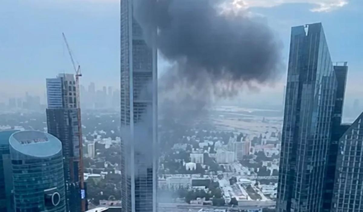 كيف تحارب أبوظبي بالدعاية والقمع وسط غبار الانفجارات؟