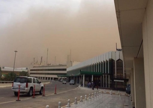 توقف الملاحة الجوية بمطار بغداد بسبب الأحوال الجوية