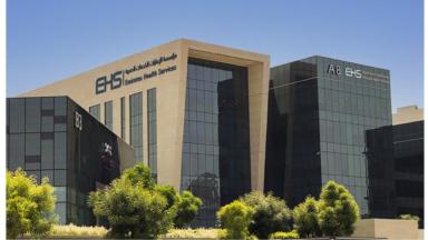 الإمارات: إجراء الفحص الطبي لتجديد الإقامة في المنزل