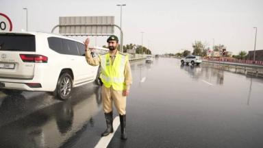 الأرصاد يعلن انتهاء المنخفض الجوي واستقرار الأوضاع في الإمارات