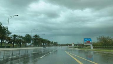 تحذيرات من السرعة وارتياح البحر مع استمرار حالة عدم الاستقرار الجوي حتى الجمعة