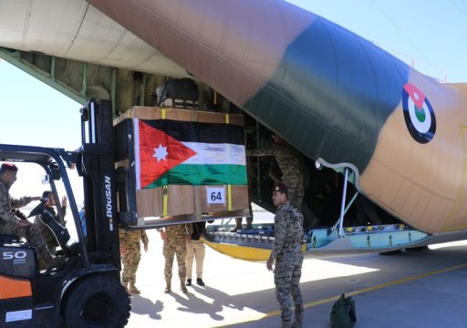 عُمان والبحرين والأردن يسقطون مساعدات شمال غزة