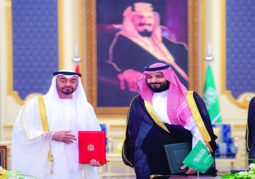 موقع أمريكي: محمد بن سلمان قد يعيد النظر في تحالفه مع محمد بن زايد!