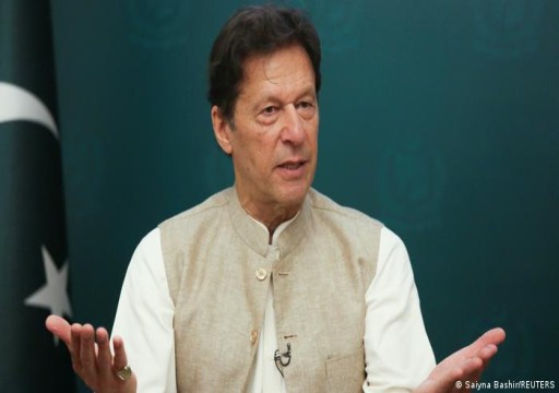 باكستان.. عمران خان "محبط" من قرار المحكمة بشأن حجب الثقة عن حكومته