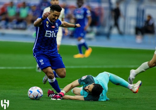 الهلال يحسم قمة النصر بثنائية في الدوري السعودي