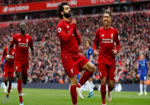 محمد صلاح وماني يعيدان ليفربول لصدارة الدوري الإنجليزي