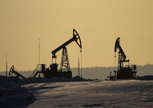 أسعار النفط عند قمة 10 شهور بعد تمديد السعودية خفض الإنتاج