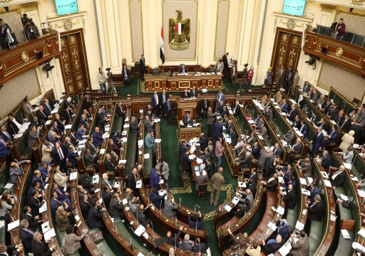 تحرك برلماني مصري ضد استحواذ أبوظبي على أقدم شركة إنتاج أصباغ في المنطقة وإفريقيا