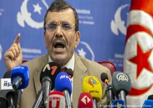 القضاء التونسي يوقف رئيس الحكومة السابق والقيادي بالنهضة علي العريض