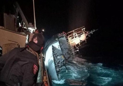 تايلاند تعلن فقدان 31 من عناصر البحرية إثر غرق سفينتهم