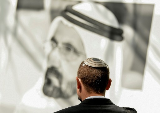 إعلام عبري يكشف إيقاف "ثلاثة إسرائيليين" في دبي بتهمة السرقة