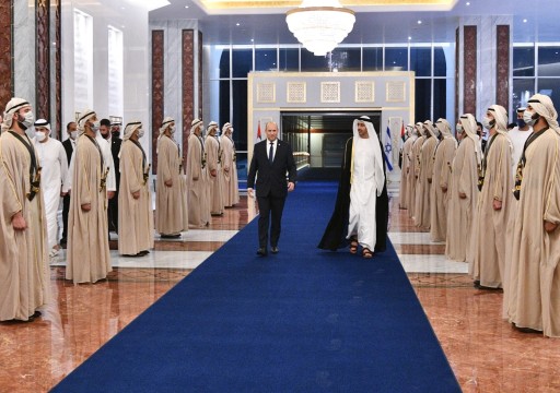 رئيس وزراء الاحتلال يصل أبوظبي مارّاً عبر الأجواء السعودية