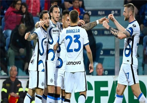 إنتر ميلان يؤجل حسم لقب الدوري الإيطالي للجولة الأخيرة بعد الفوز على كالياري