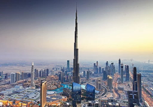 تقرير: رواتب خيالية لموظفي القطاع المالي مقابل انتقالهم من دبي إلى الرياض