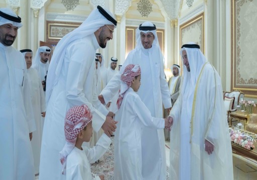 حكام الإمارات يؤدون صلاة عيد الأضحى ويستقبلون المهنئين