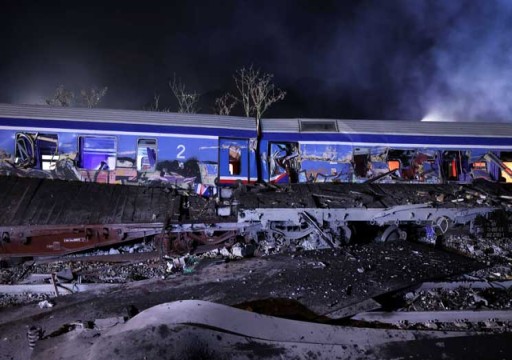 29 قتيلاً و85 جريحاً في حادث تصادم بين قطارين في اليونان