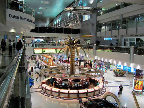 مطار دبي يحصل على جائزة أفضل مطار لعام 2014