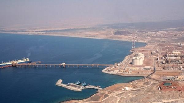 صادرات اليمن من الغاز تمضي رغم غلق الموانئ