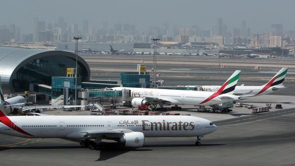 الإمارات مستعدّة لمناقشة دعم شركات طيران                            