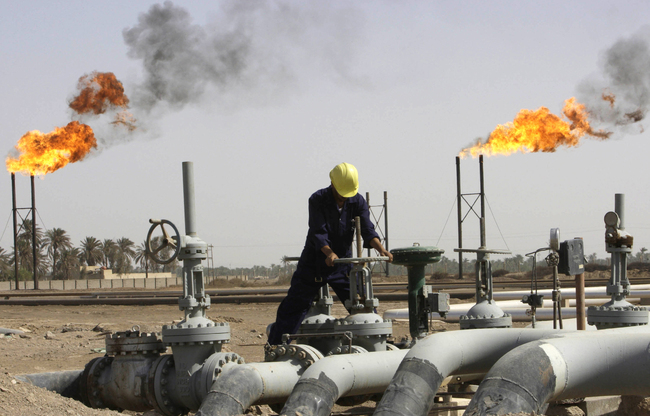 وزير النفط الكويتي يتوقع سعرا بين 40 و60 دولارا للنفط خلال 3 سنوات