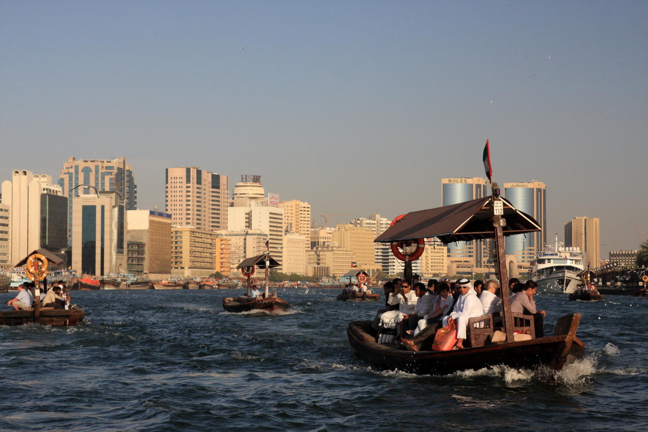 حكومة دبي تطرح مناقصة أكبر "مول" في العالم