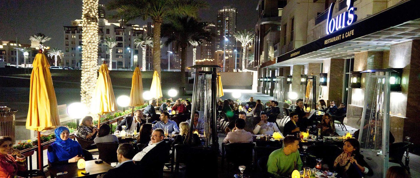 نصف منشآت التجزئة في الإمارات للمطاعم والمقاهي