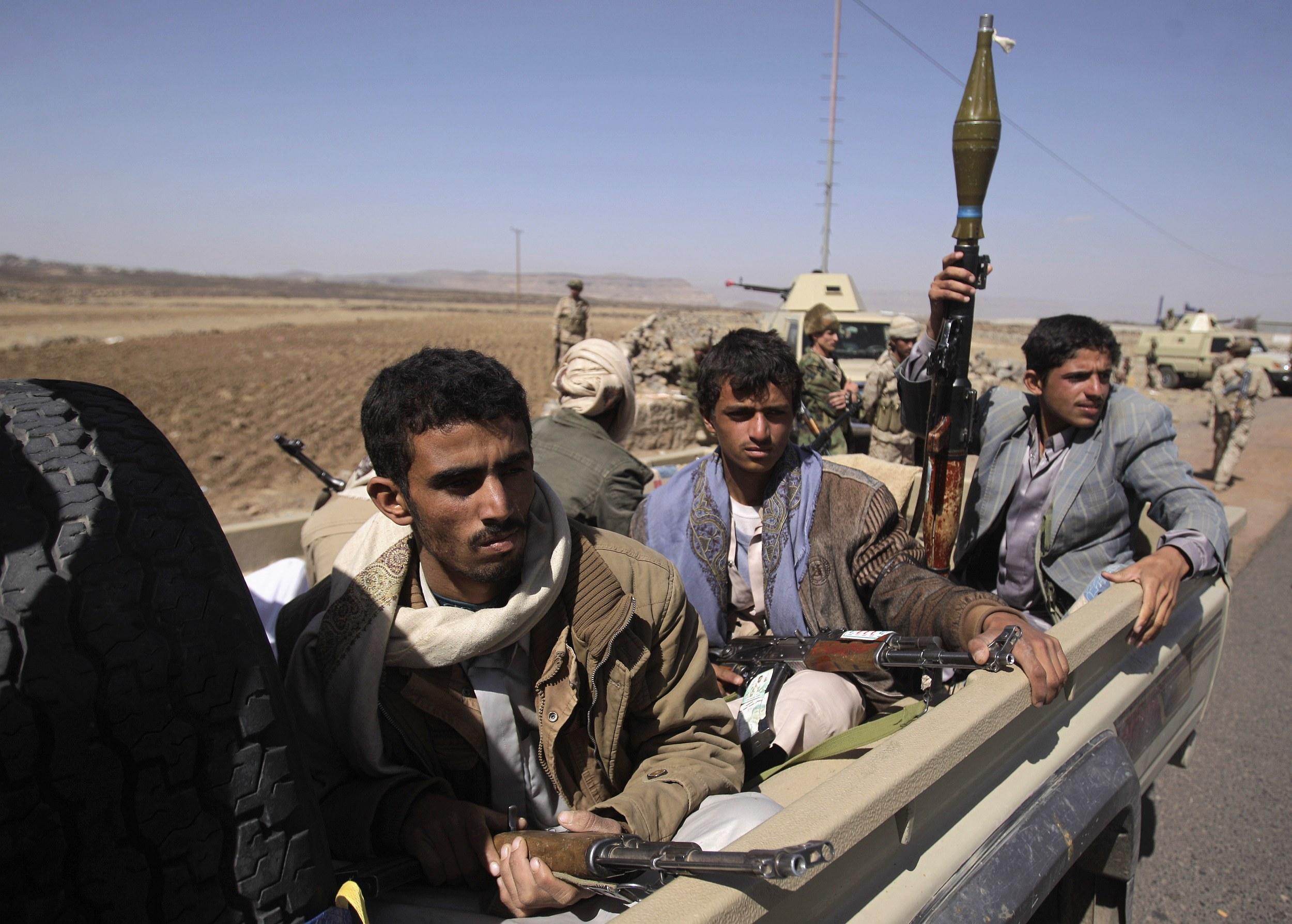جماعة الحوثي ترسل أكثر من ألف شخص إلى عدن                            