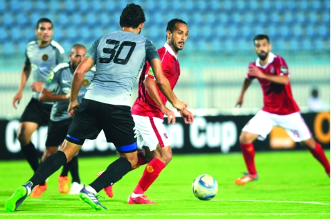 فرق الكرة العربية تغزو الملاعب الإفريقية
