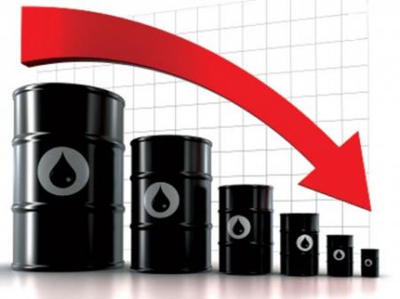 إيكونومست: النفط الصخري الأمريكي سبب رئيسي لتهاوي أسعار النفط
