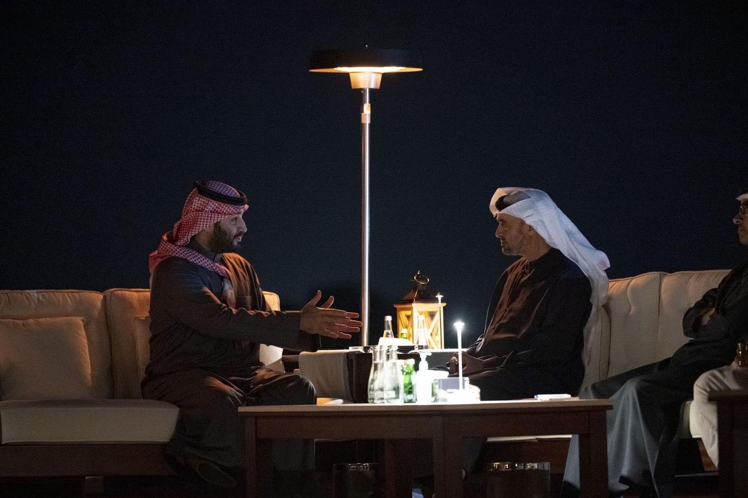 دبلوماسي أمريكي: الأزمة "السعودية-الإماراتية" أعمق من خلاف قطر وقد يستغرق حلّها وقتًا أطول