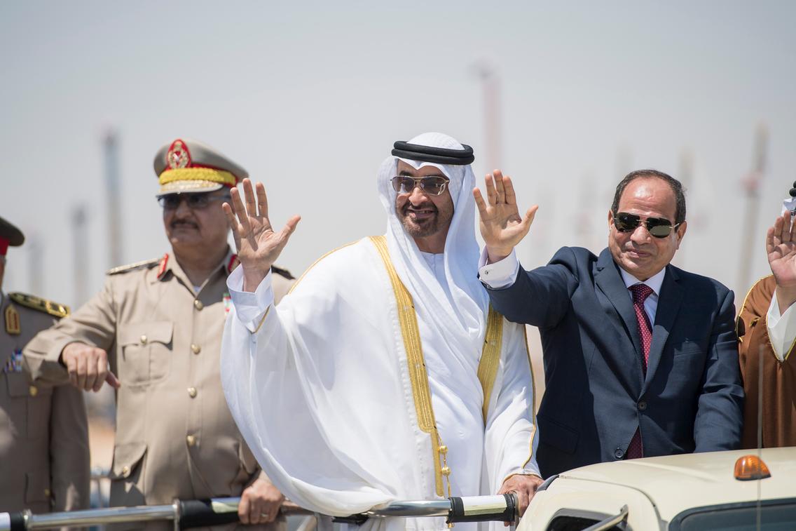 صحيفة بريطانية: استمرار تدفق الأسلحة الإماراتية إلى قوات الدعم السريع عبر ليبيا