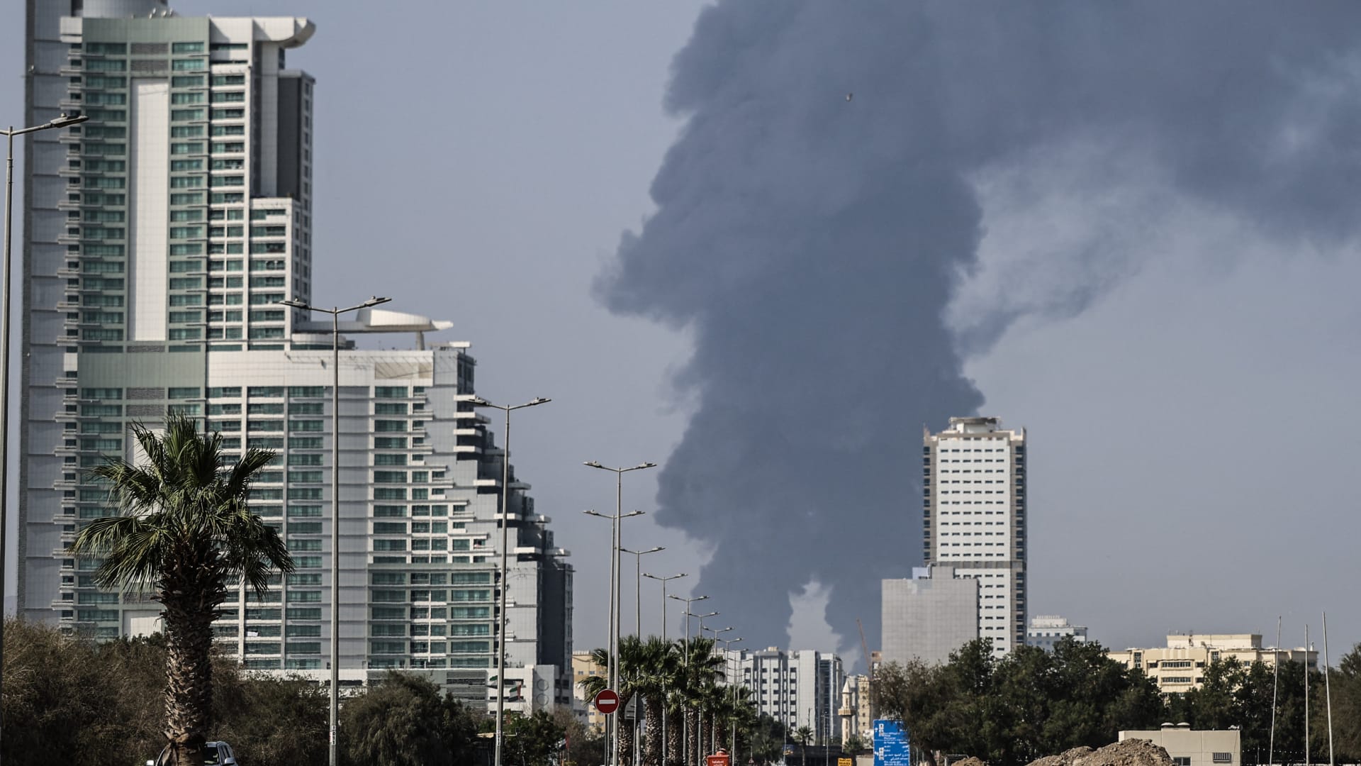صحيفة بريطانية: تركيا تسعى لسحب المستثمرين من الإمارات في ظل الحرب الإيرانية