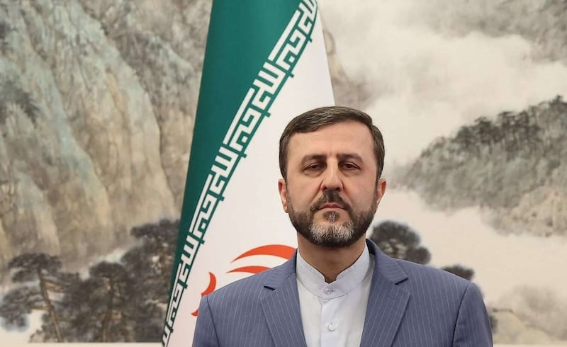 مسؤول إيراني يهاجم أبوظبي في البريكس: لا يمكنكم الاختباء وراء روايات كاذبة