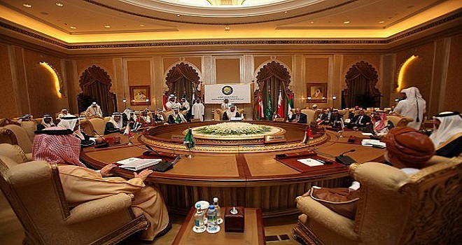 مجلس التعان يناقش تطورات فيروس "إيبولا"