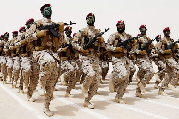 السعودية تفتح باب التجنيد أمام الفتيات