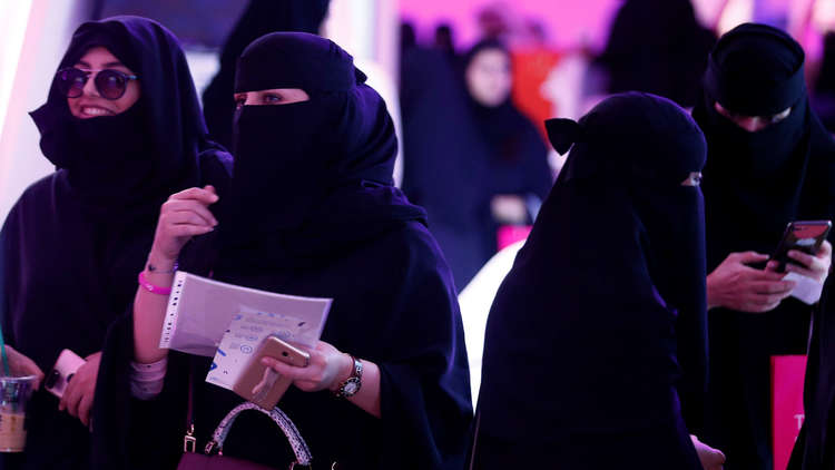 الرياض تسمح للسعوديات بمزاولة الأعمال التجارية دون موافقة ولي الأمر