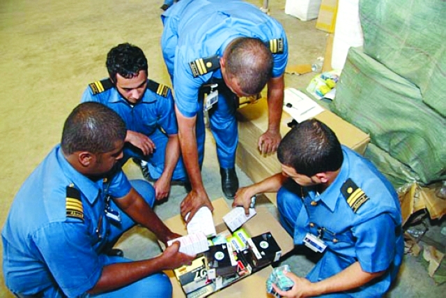 جمارك دبي: 1628 ضبطية مخدرات خلال العام الماضي